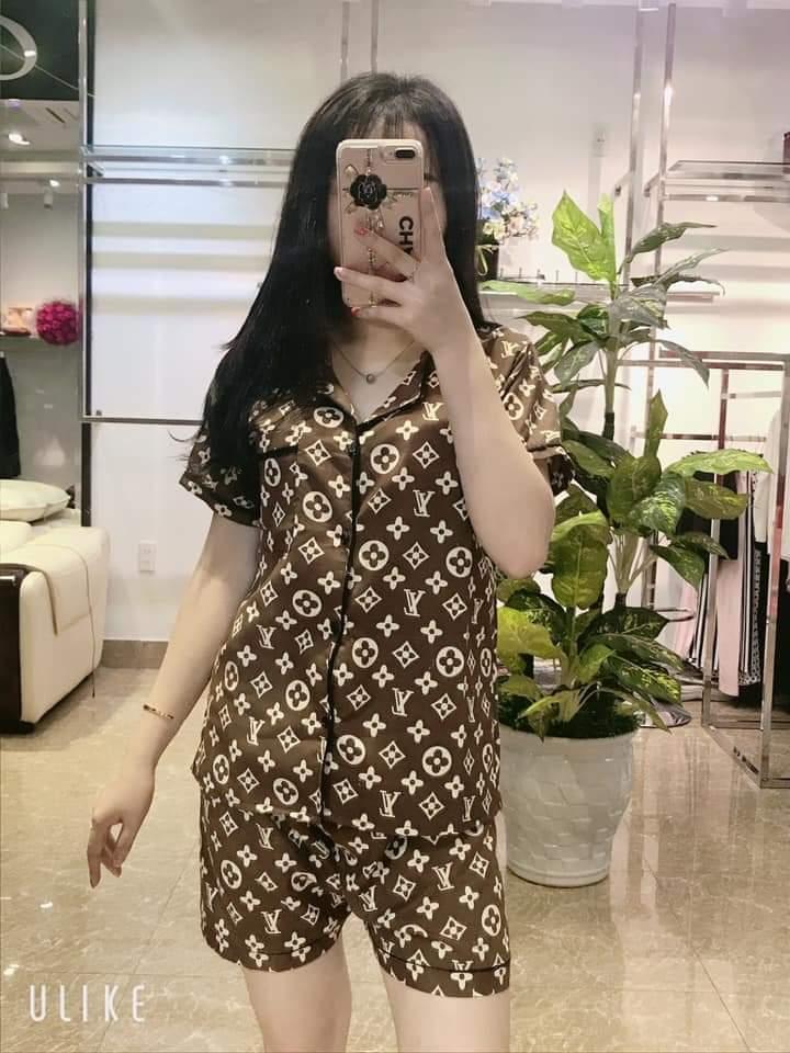 Bộ pijama mặc nhà