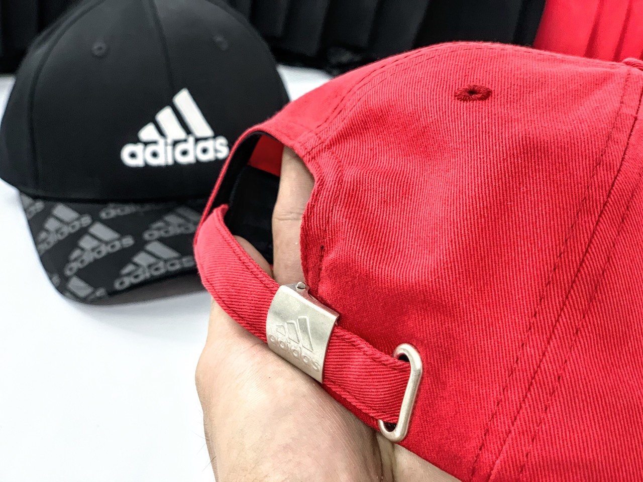 Mũ Adidas hàng xuất mã 0060