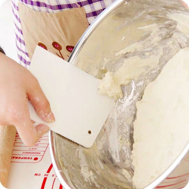 [HCM]Dao vét dao cắt bột làm bánh