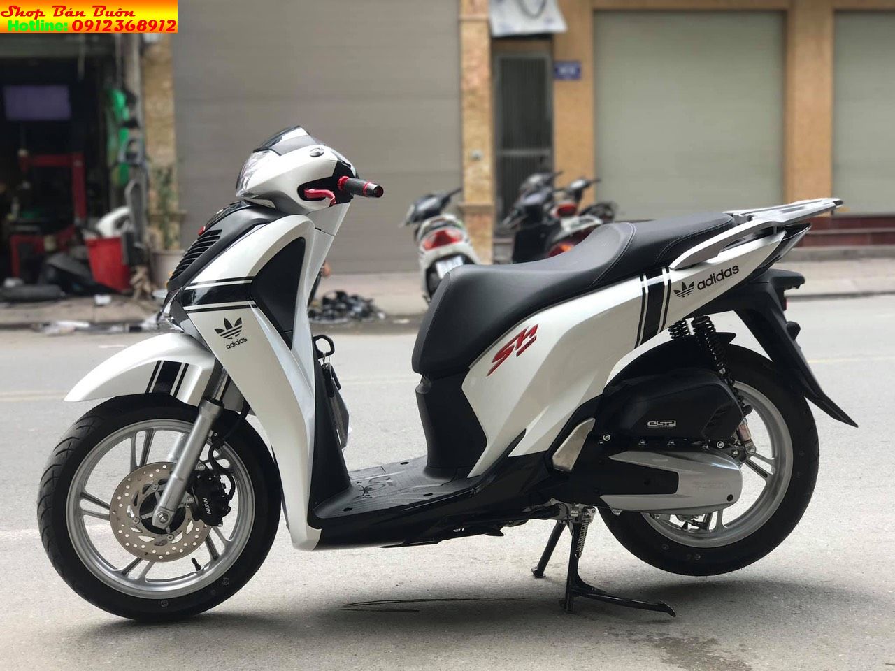 TEM ADIDAS CHO XE SH 2012-2020 -2023( LOẠI NGẮN)