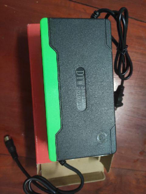 Sạc xe đạp điện 36V12Ah