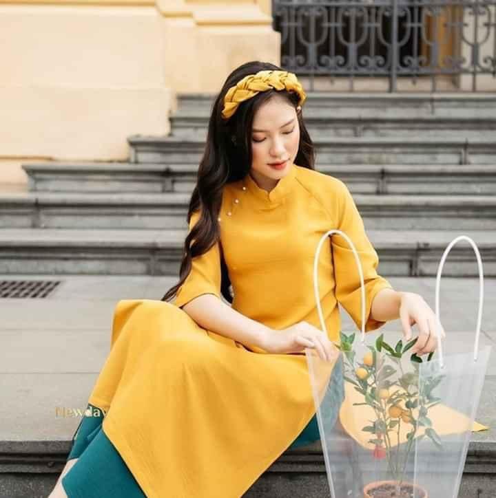 Áo cách tân màu xanh cốm