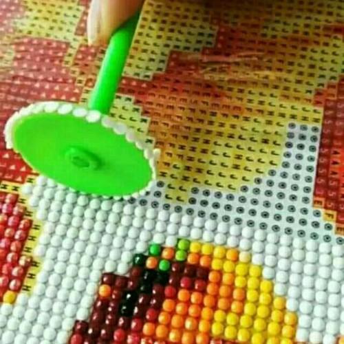 Bộ 3 con lăn chấm hạt,  đính đá,  chấm đá, tranh cườm siêu tốc kèm băng keo 2 mặt giúp chấm hạt,  đính đá,  chấm đá, tranh cườm cực kỳ nhanh