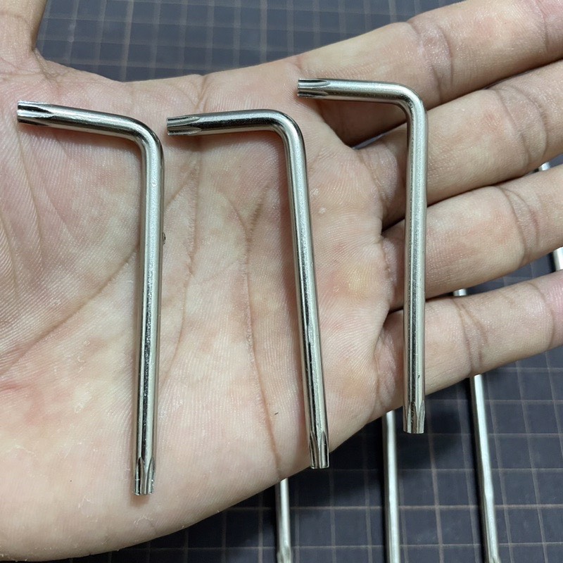 Lục giác vặn ốc titan 2 đầu