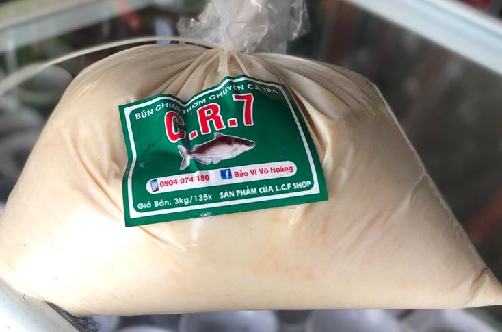 [MỒI CÂU] BÚN CHUA THƠM C.R.7 [GÓI 3 KG]