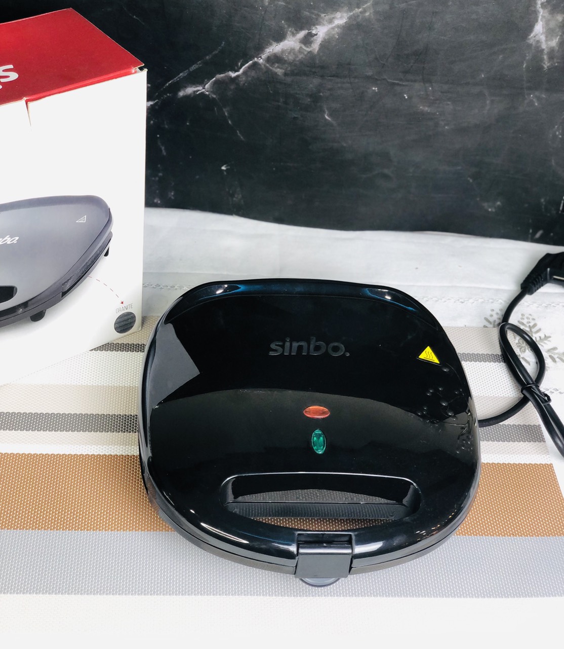 Máy Nướng Bánh Mỳ Sinbo SSM-2513 dành cho gia đình [trợ giá vận chuyển hôm nay]