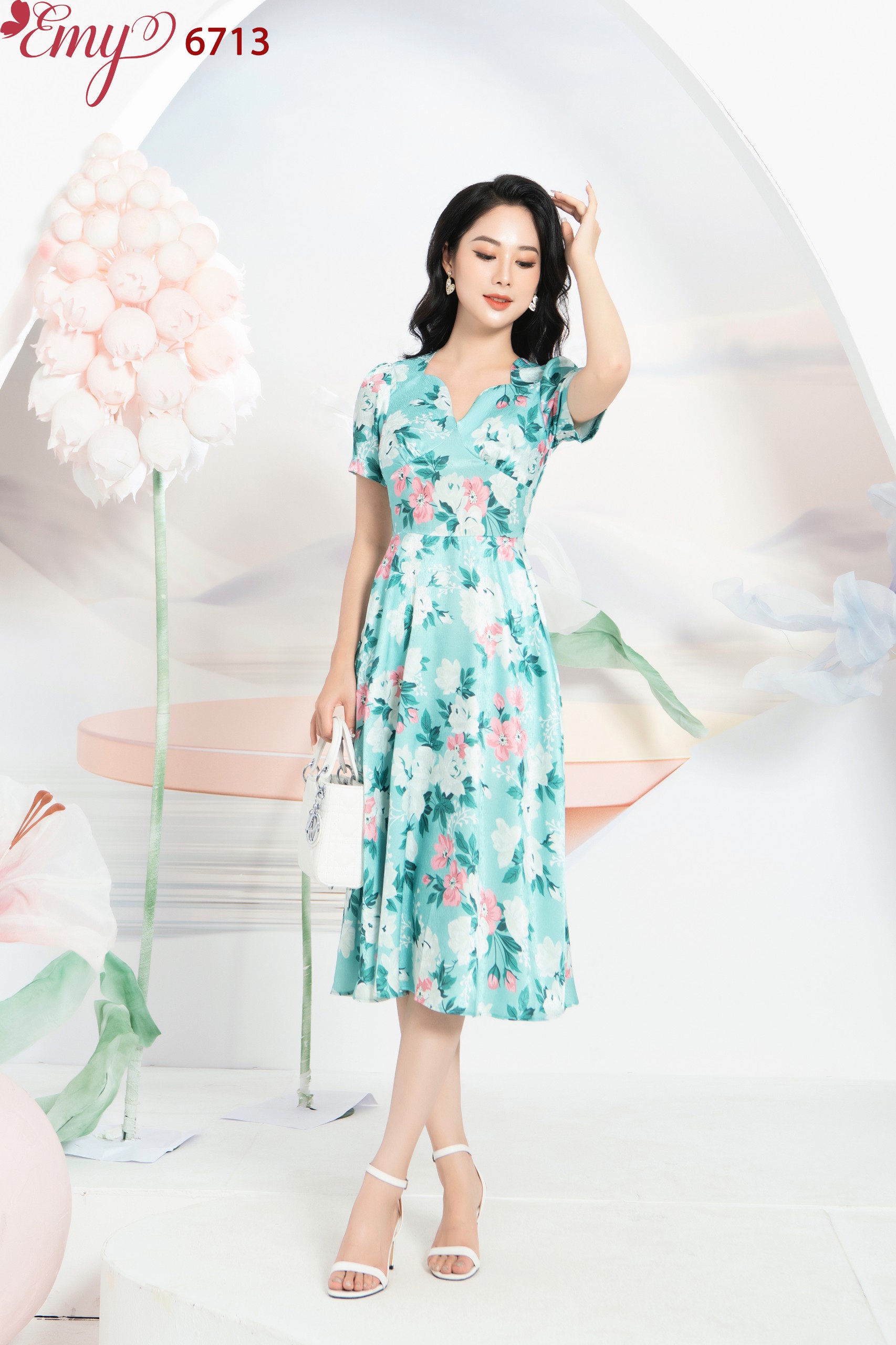 Đầm EMY EM6713  Xoè Nhún Cúp Ngực