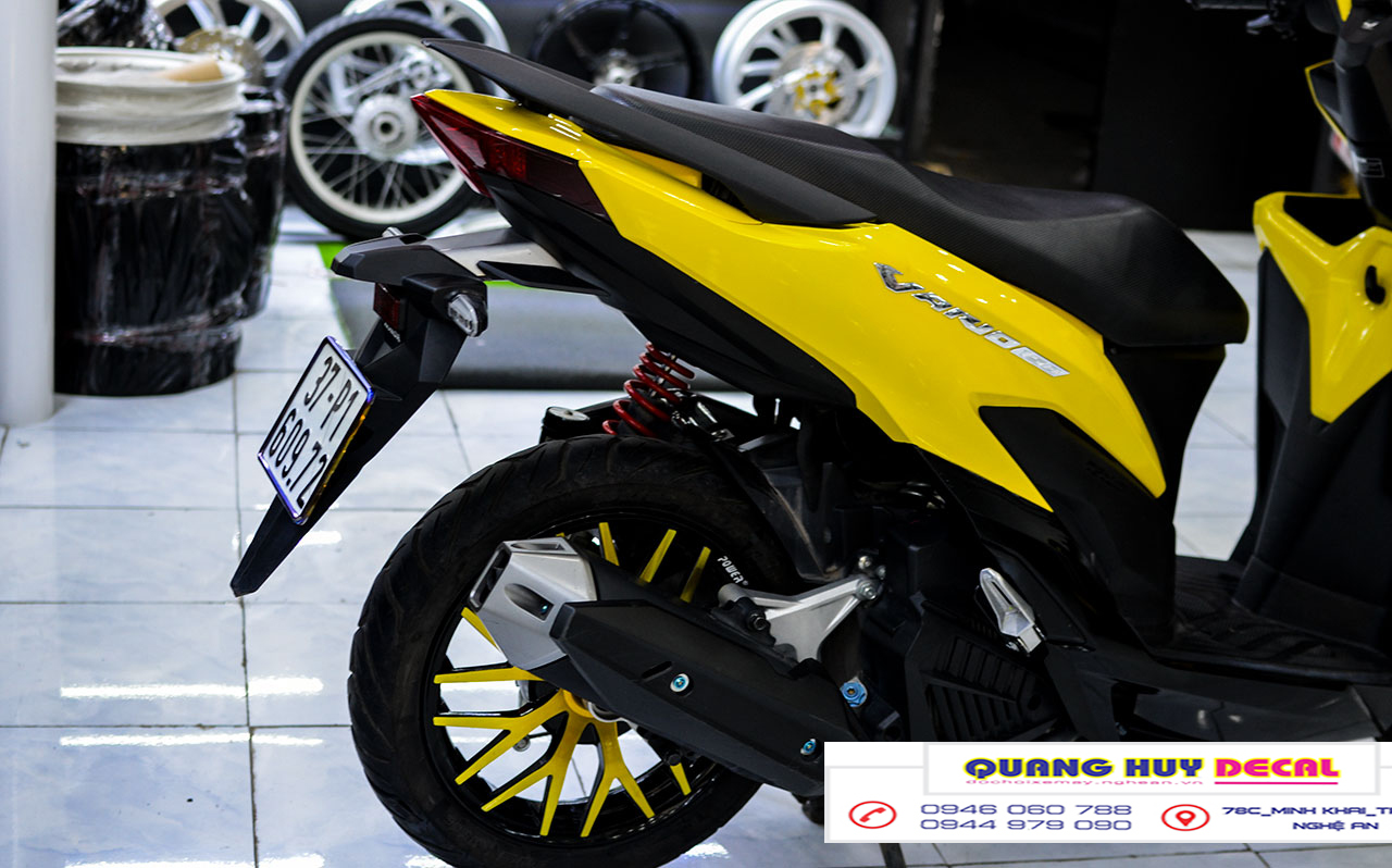 Tem trùm vario vàng bóng, tem xe vario, team vario, tem dán xe máy, tem vario 150, team xe vario, tem vario vàng bóng