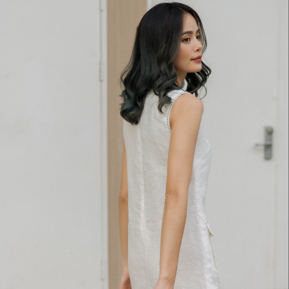 Đầm Linen Kem Stay Classy F2 D405