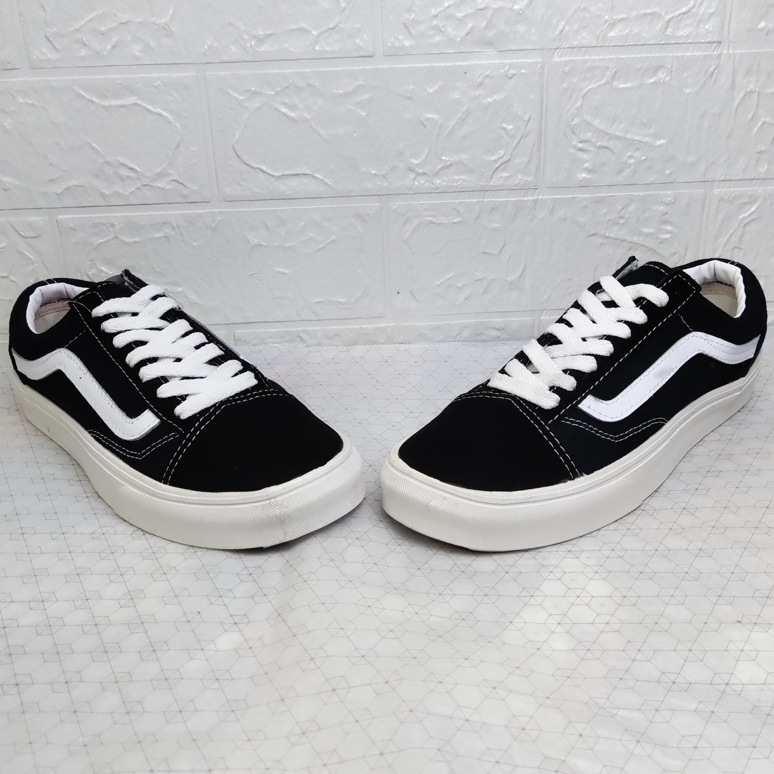 Giày Thể Thao Vans Vault Đen Nam Nữ Full Box