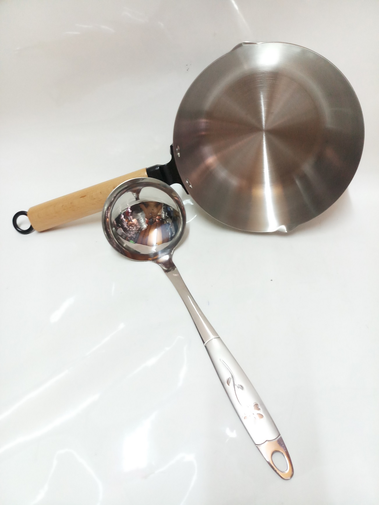 COMBO 1 CA INOX CÁN GỖ 20CM+1 VÁ INOX.