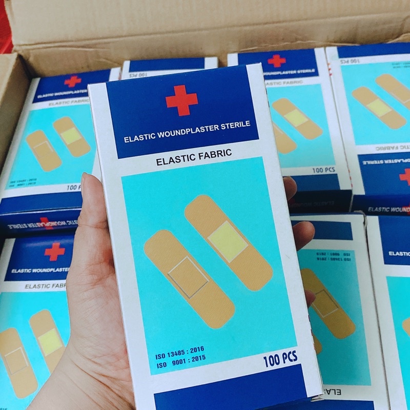 Băng cá nhân chữ thập - Hộp 100 cái