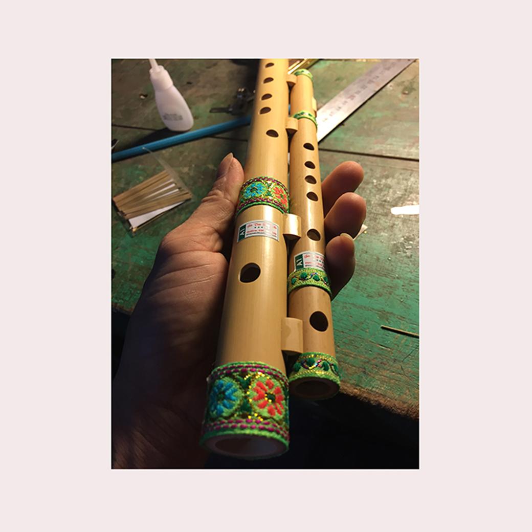 Vietnamese cat double flutes