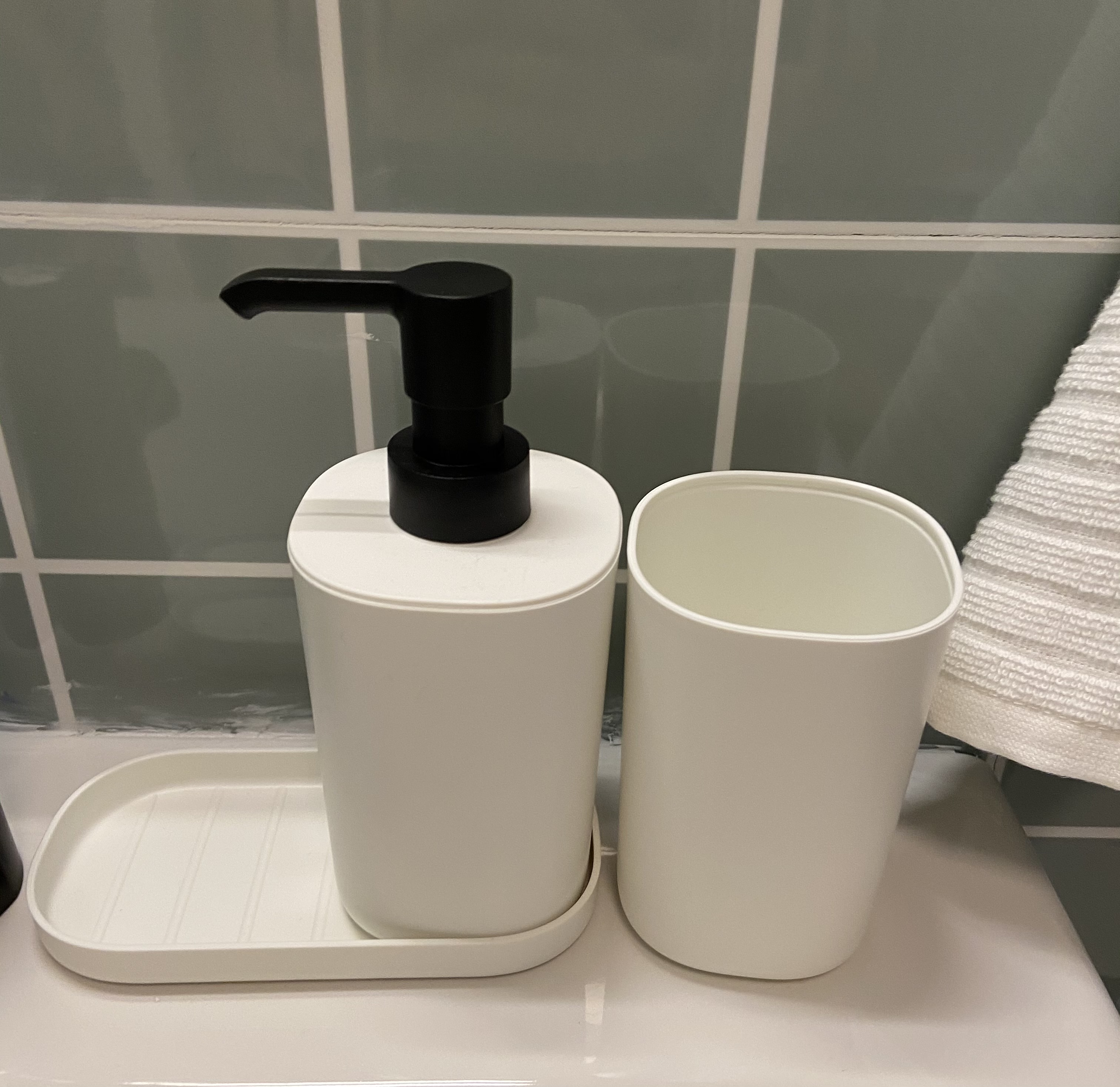 Bộ 3 phụ kiện nhà tắm Storavan IKEA