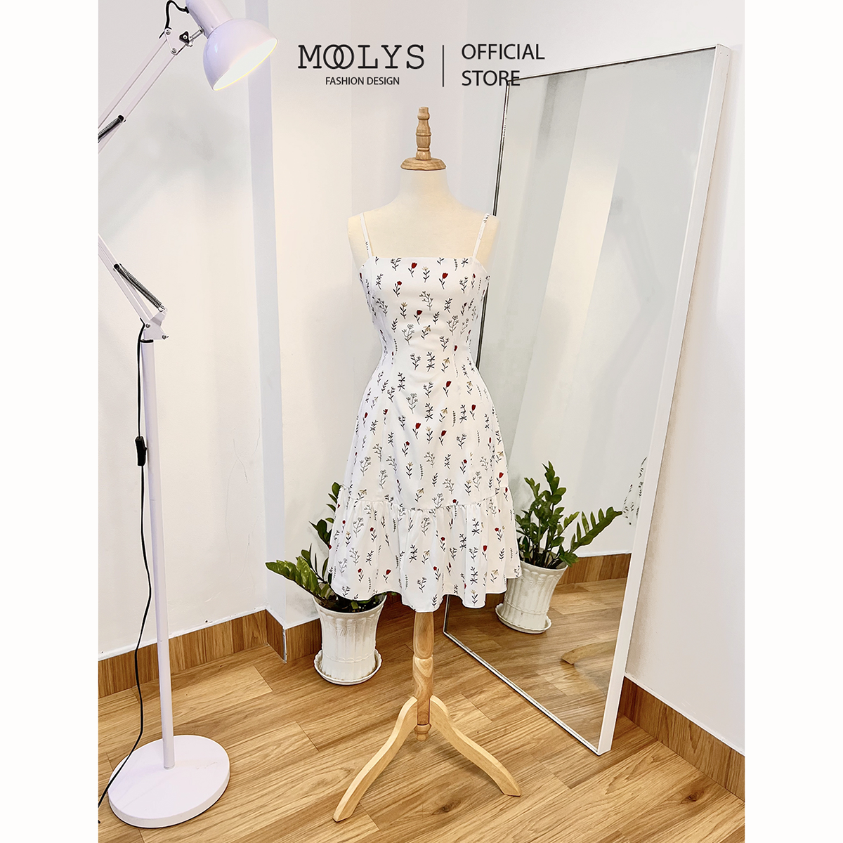 Đầm hai dây hoa nhí dễ thương MOOLYS MD028