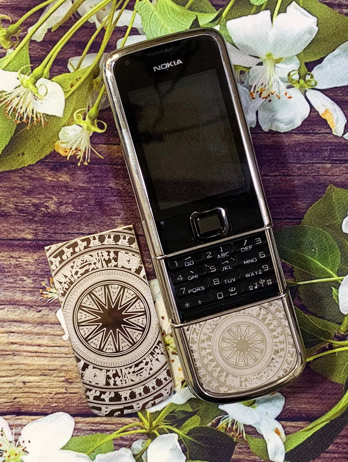 Miếng Dán Thay Da Điện Thoại Nokia 8800 Arte Trống Đồng Mạ Vàng