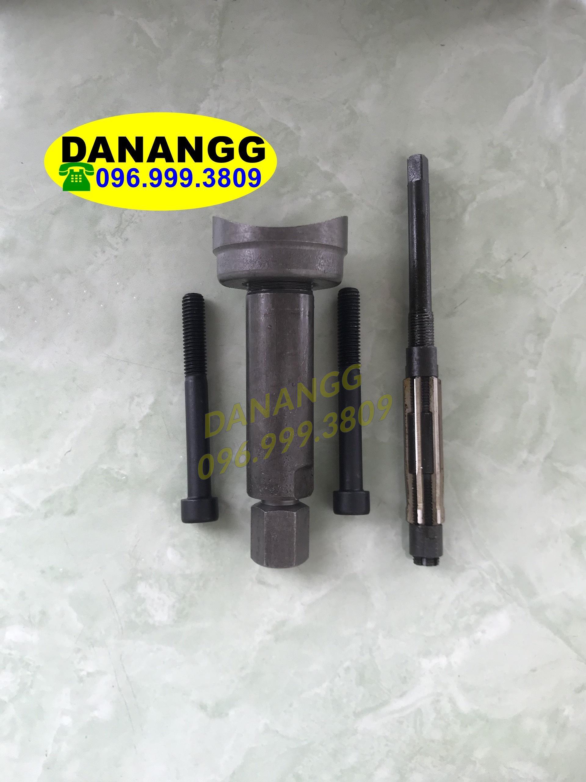 Bộ vam ắt pít tông và dao doa ắc pít tông