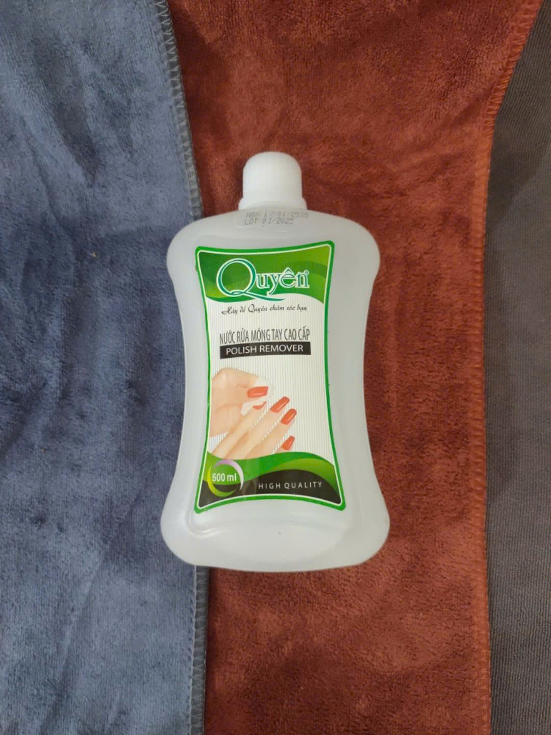 Nước rửa móng tay cao cấp Quyên loại A