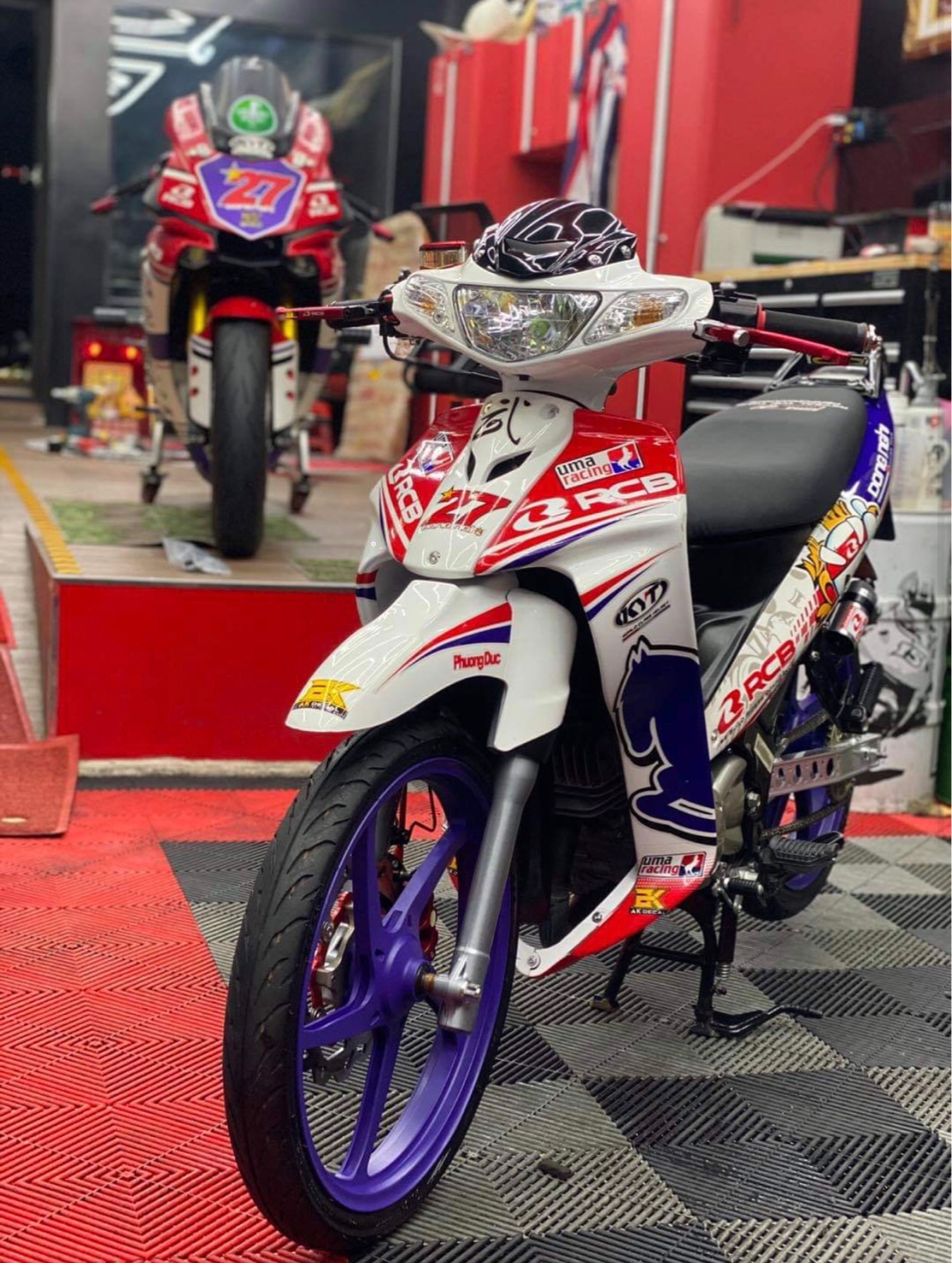 Tem trùm sirius ĐỎ TRẮNG XANH RCB - tem TRÙM dán xe máy sirius ĐỎ TRẮNG XANGH RCB - tem TRÙM xe sirius đẹp rẻ chất