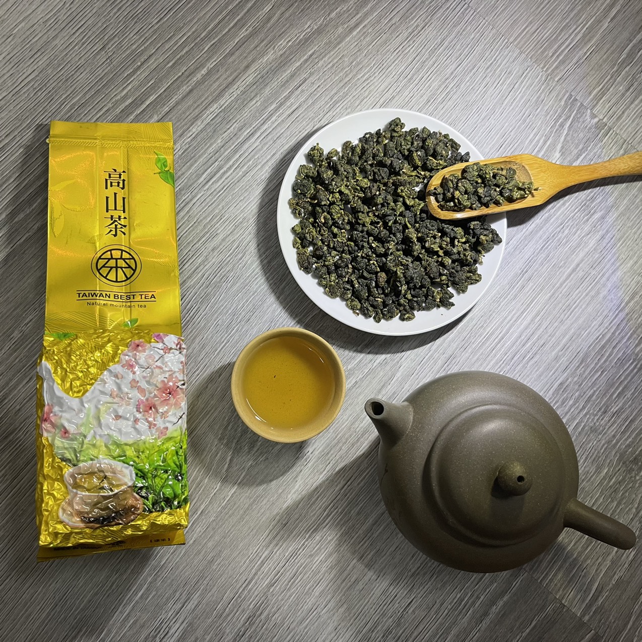 Trà ÔLong Quế Hoa  150gram ( Mộc Hương Ôlong Trà)