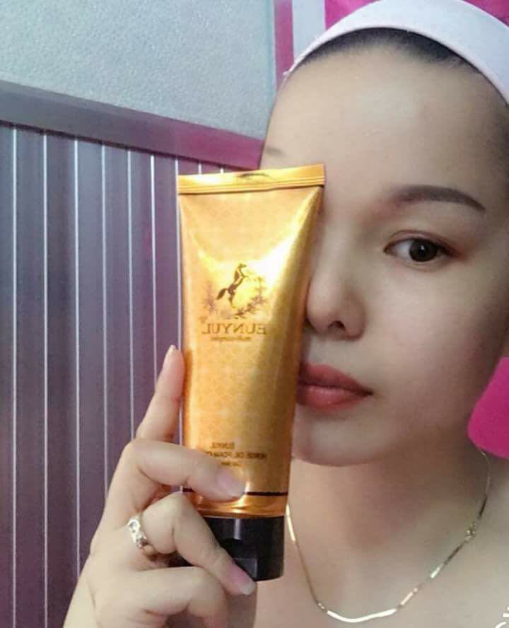 SỮA RỬA MẶT TINH DẦU NGỰA EUNYUL  - 0098