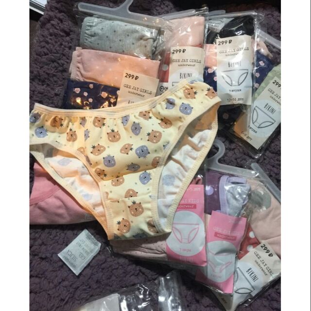 Quần lót xuất dư