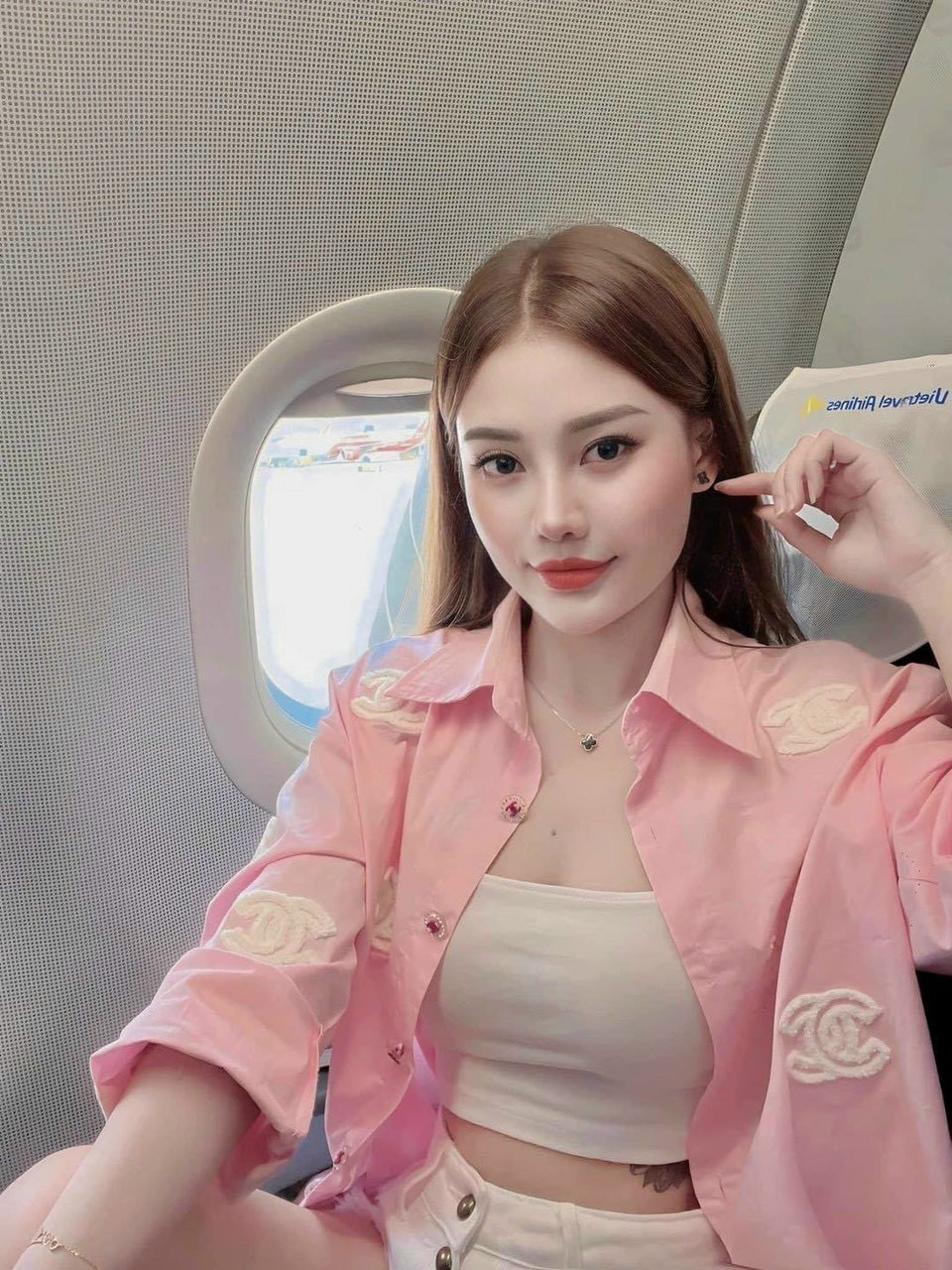 Áo sơ mi kiểu dài tay lụa kate siêu hot ll