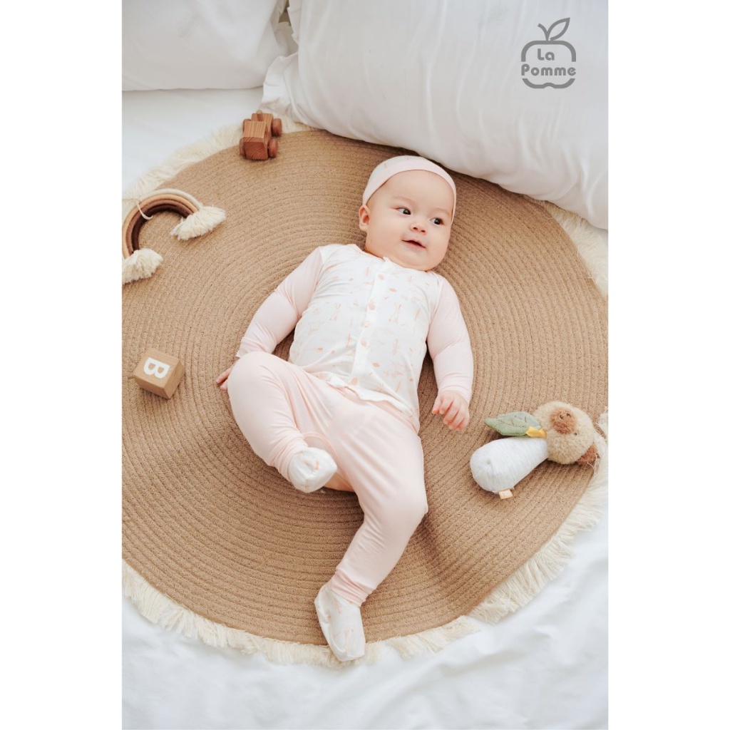 Bộ dài tay La Pomme cúc giữa Petit