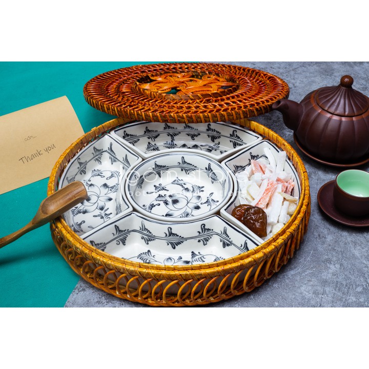 Khay mứt tết sứ Bát Tràng vỏ khay mây đan thủ công (Tổng hợp họa tiết 01)