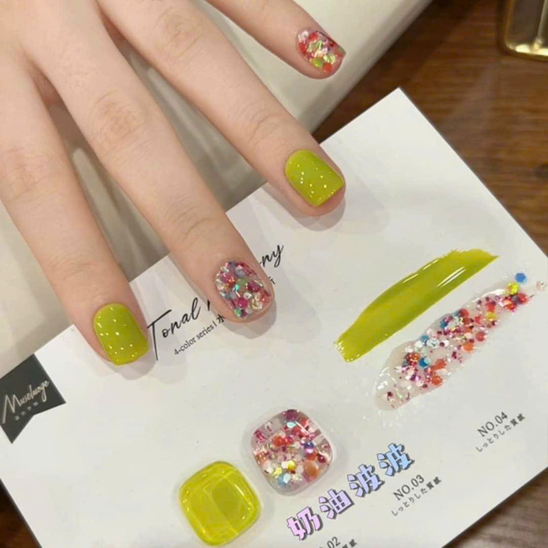 Nail polish gel + glitter nail polish (1 pair)