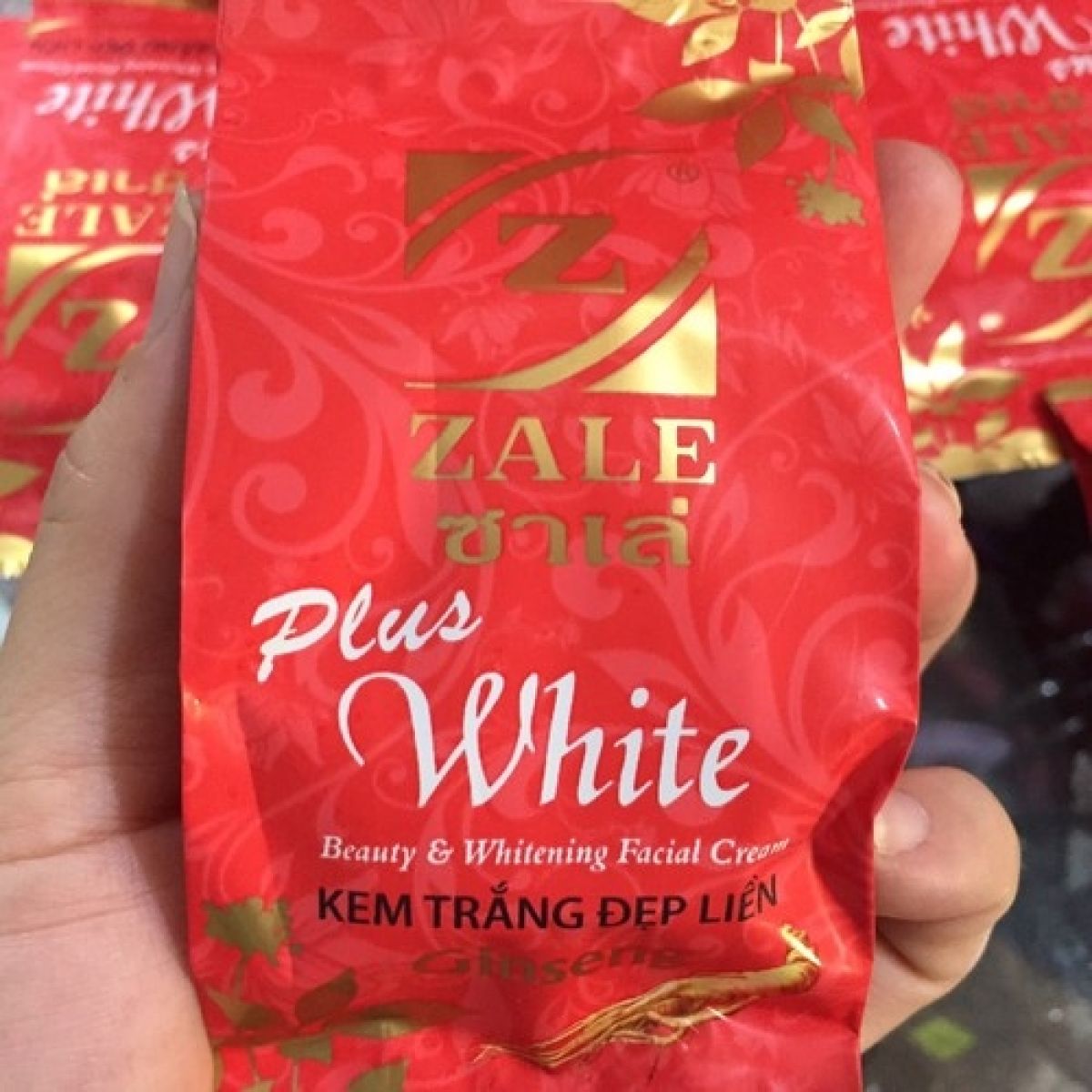 LỐ 12 HỘP KEM ZALE ĐỎ THÁI LAN ( mẫu mới )