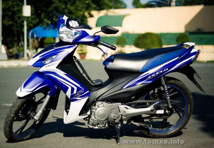 Tem trùm axelo trắng xanh decal nhám