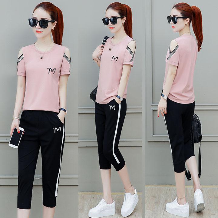 Bộ đồ thể thao nữ thêu chữ M TT304