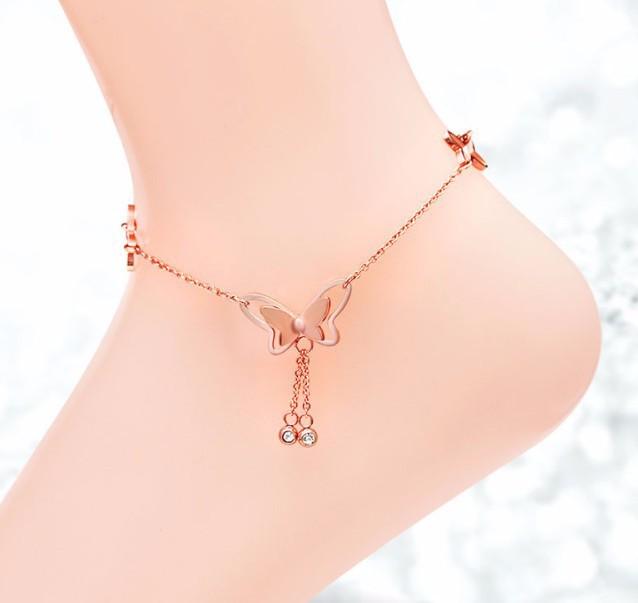 Lắc Chân Titan Không đen Bướm Xinh TT 077