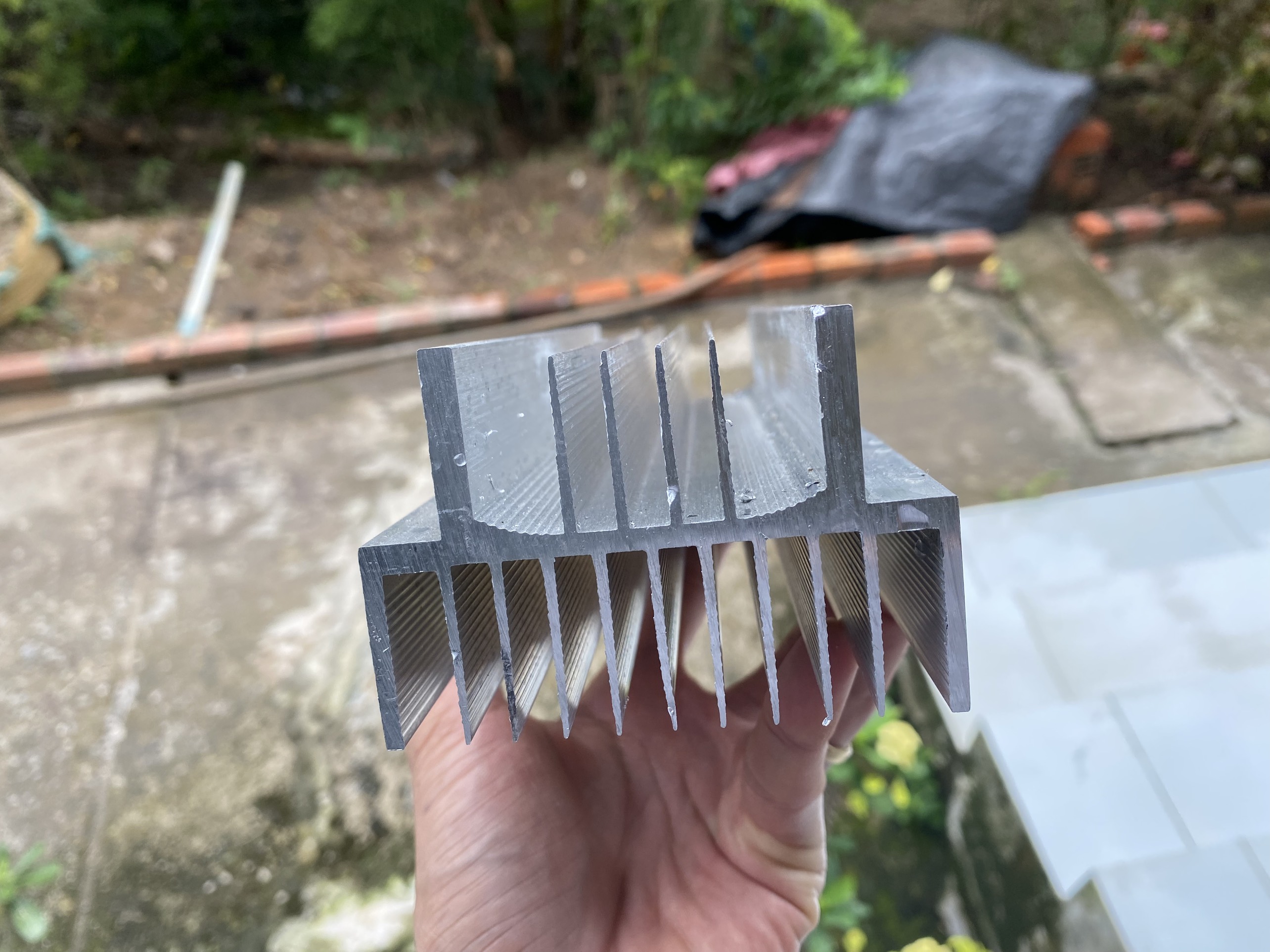 Nhôm tản nhiệt 2u 20cm