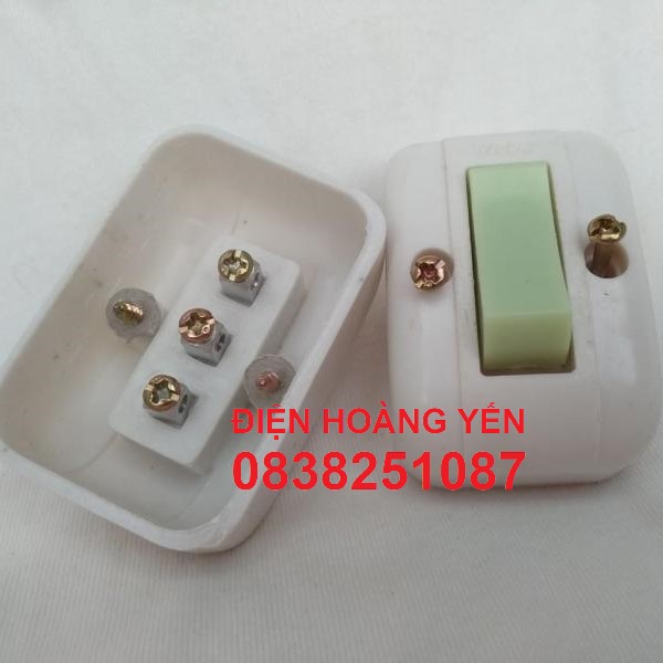 2 Công tắc điện (2 cực 3 cực)