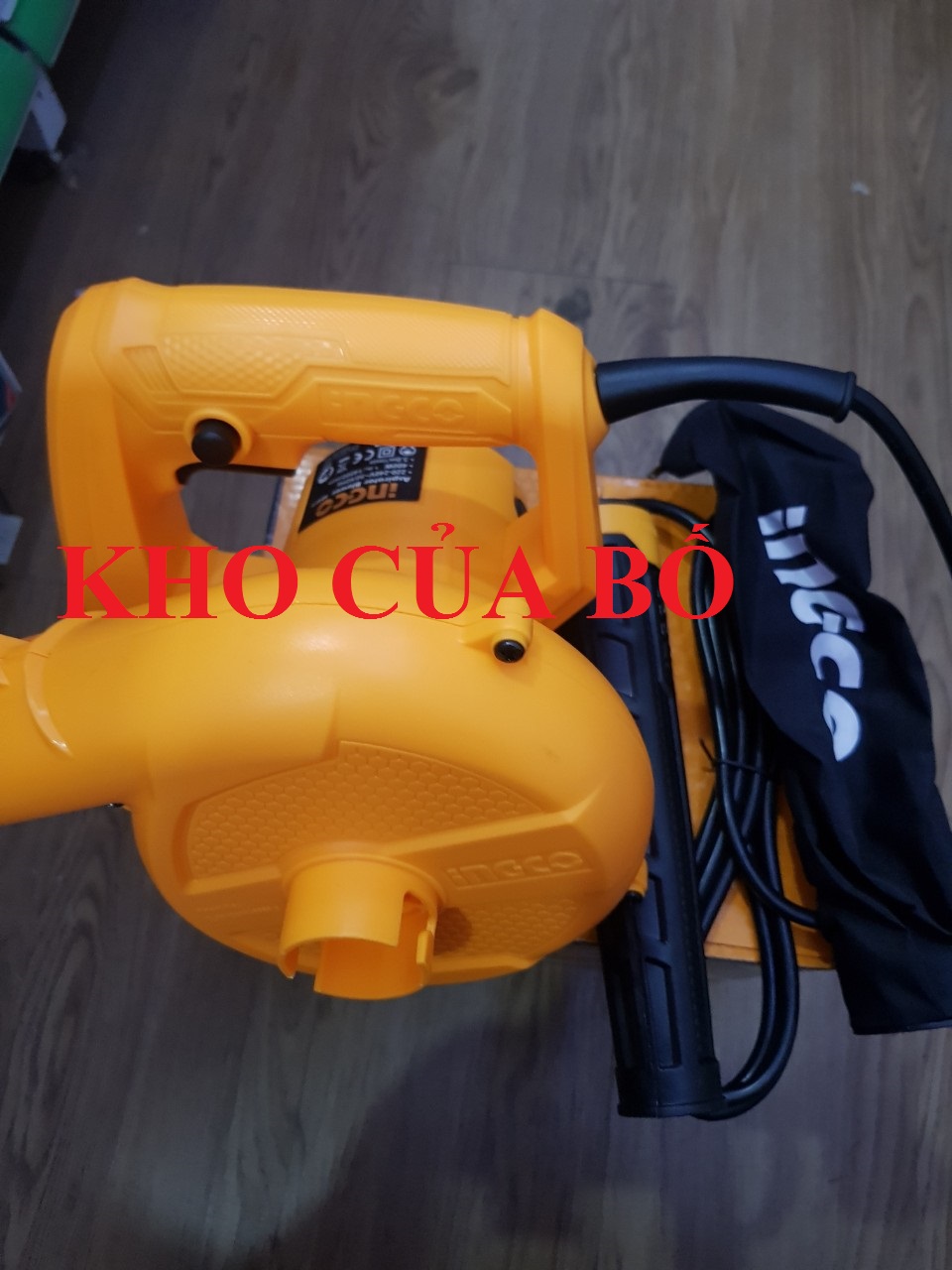 Máy thổi bụi 400 W hiệu Ingco AB4018
