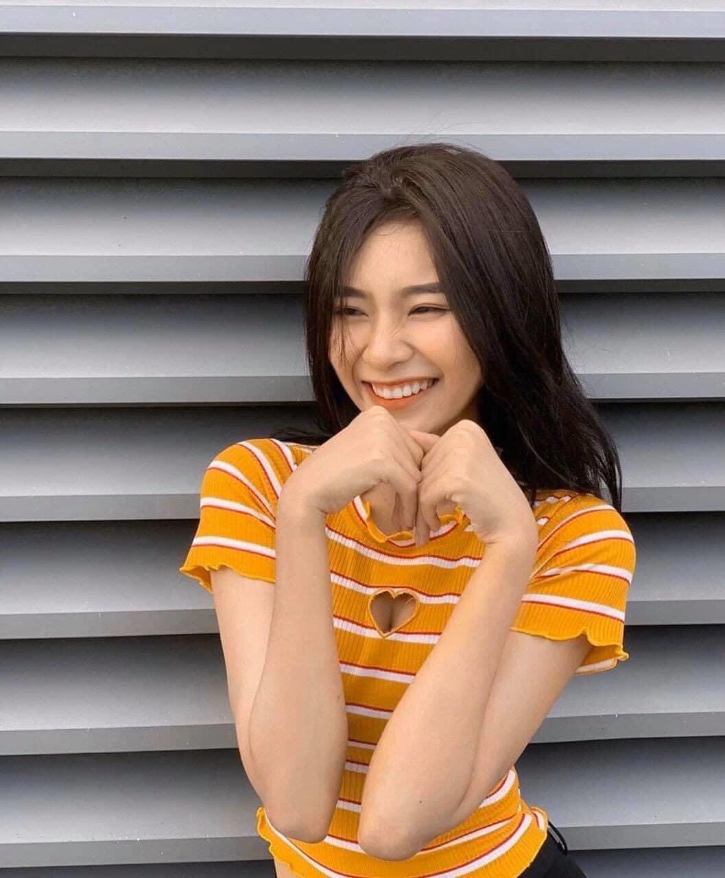[HCM]Áo croptop khoét tim