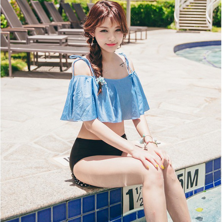 Bikini 2 Mảnh Áo Xòe Trễ Vai