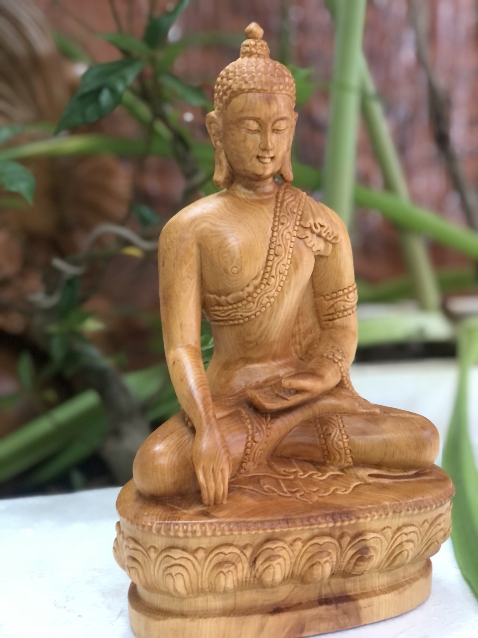 Tượng Phật Thích Ca Gỗ Pơ Mu