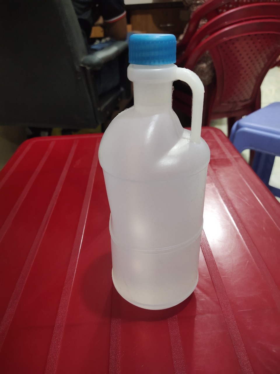 Chai dầu 1 lít máy may công nghiệp