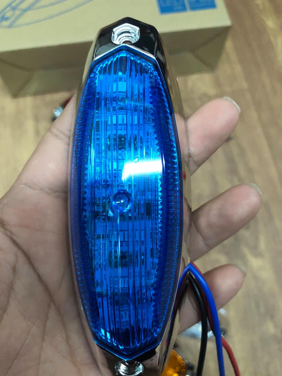 đèn chớp nóc 4022