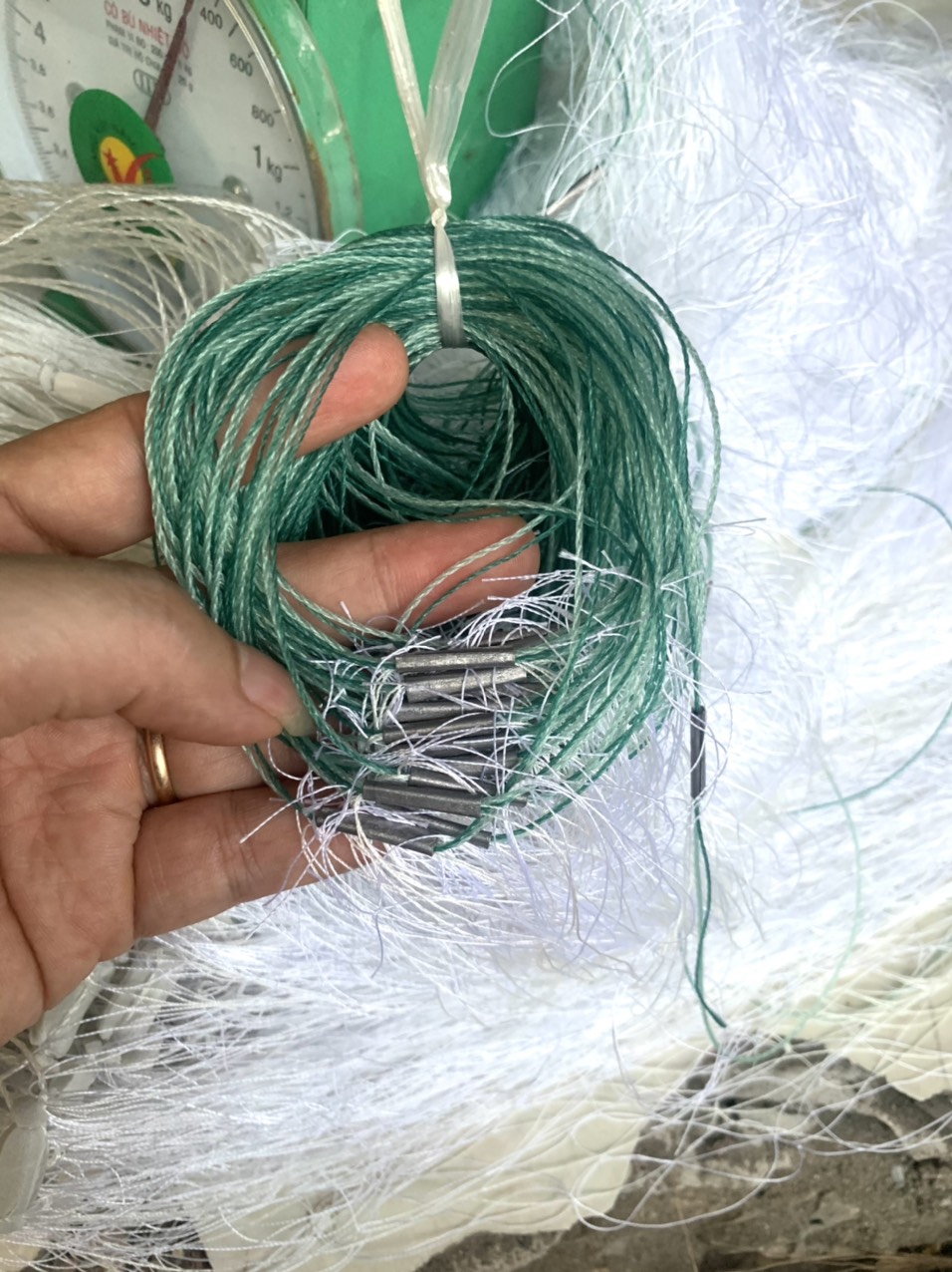LƯỚI ĐÁNH BẮT CÁ 3 MÀN , LƯỚI DÙ , LƯỚI DÙ 3 MÀN , ( dài 45m & 90m )