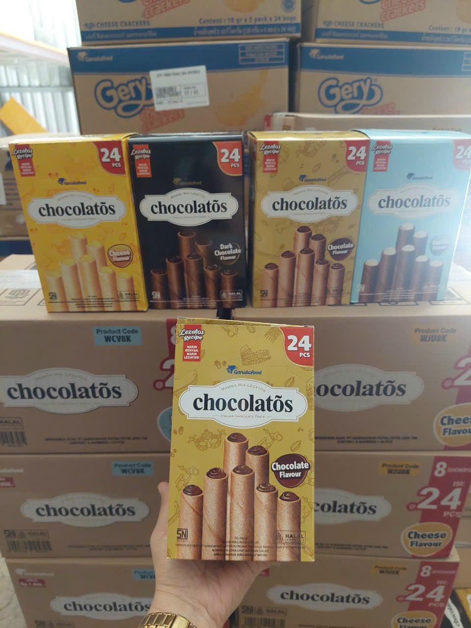 Bánh Cuộn Xốp Chocolatos Nhân SocoLa 336g