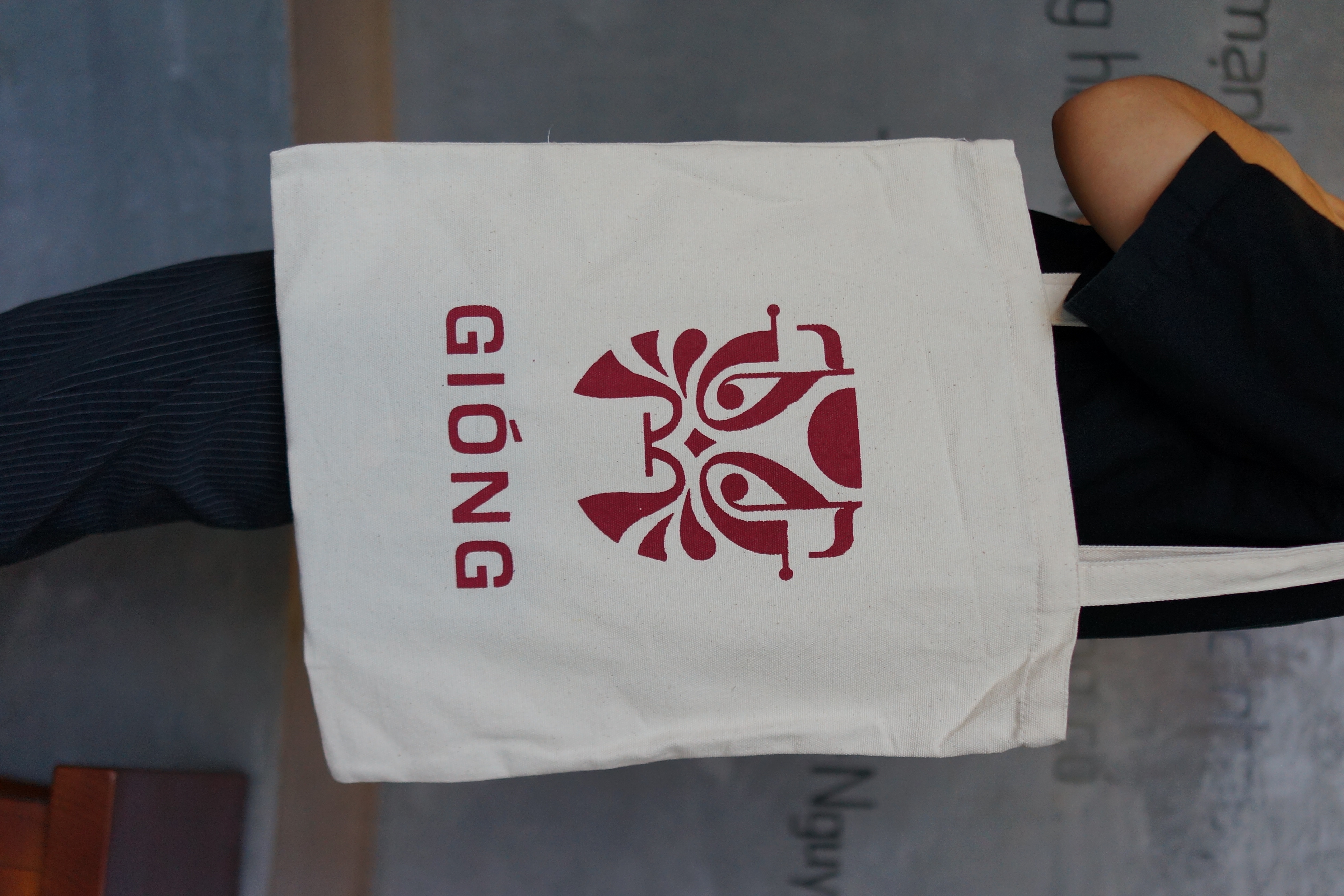 Túi Tote Vải Canvas Hoạ Tiết GIÓNG