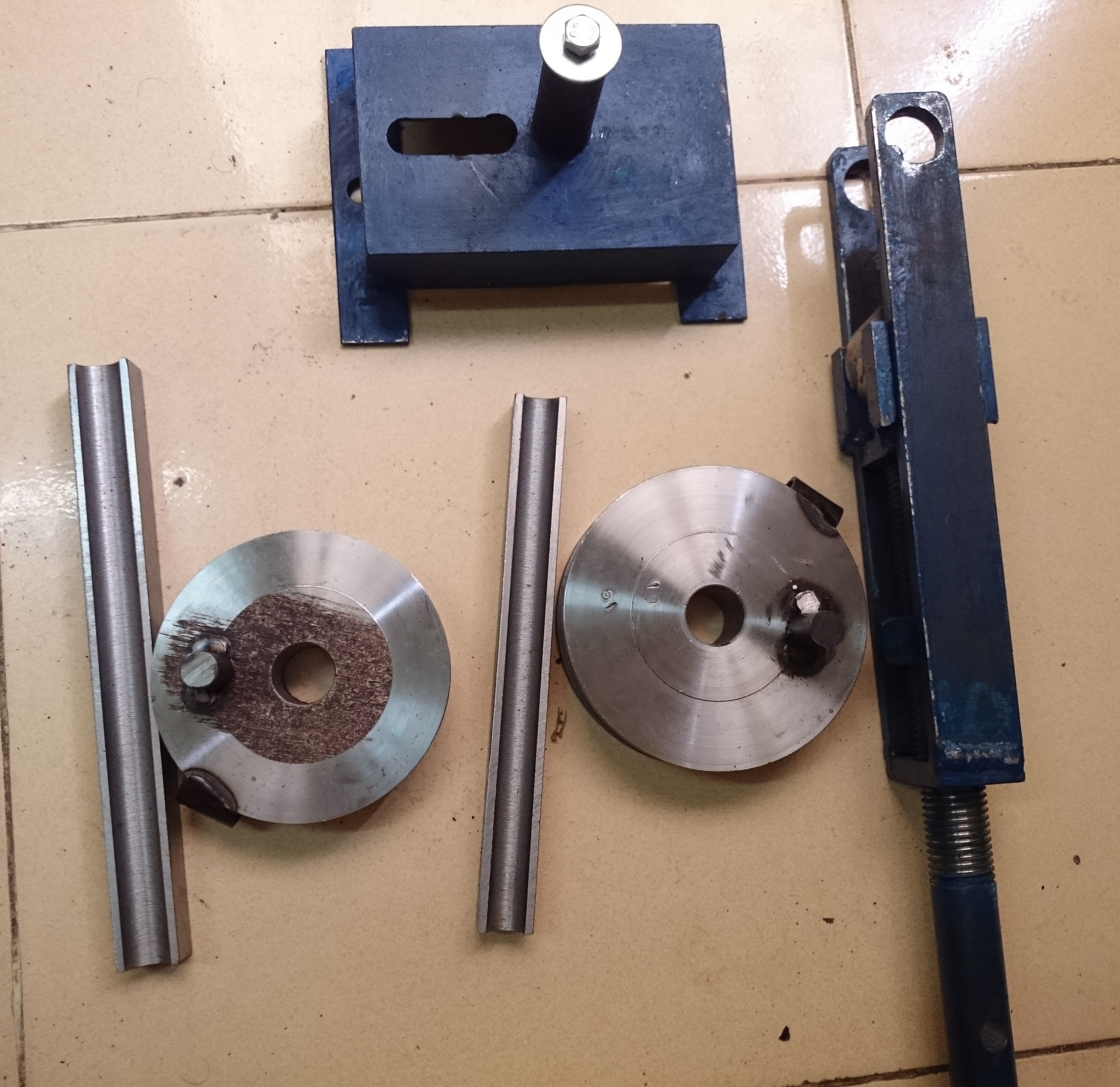 Vam uốn ống tròn 16,19 trọn bộ