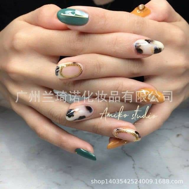 Dây xích trang trí móng xinh