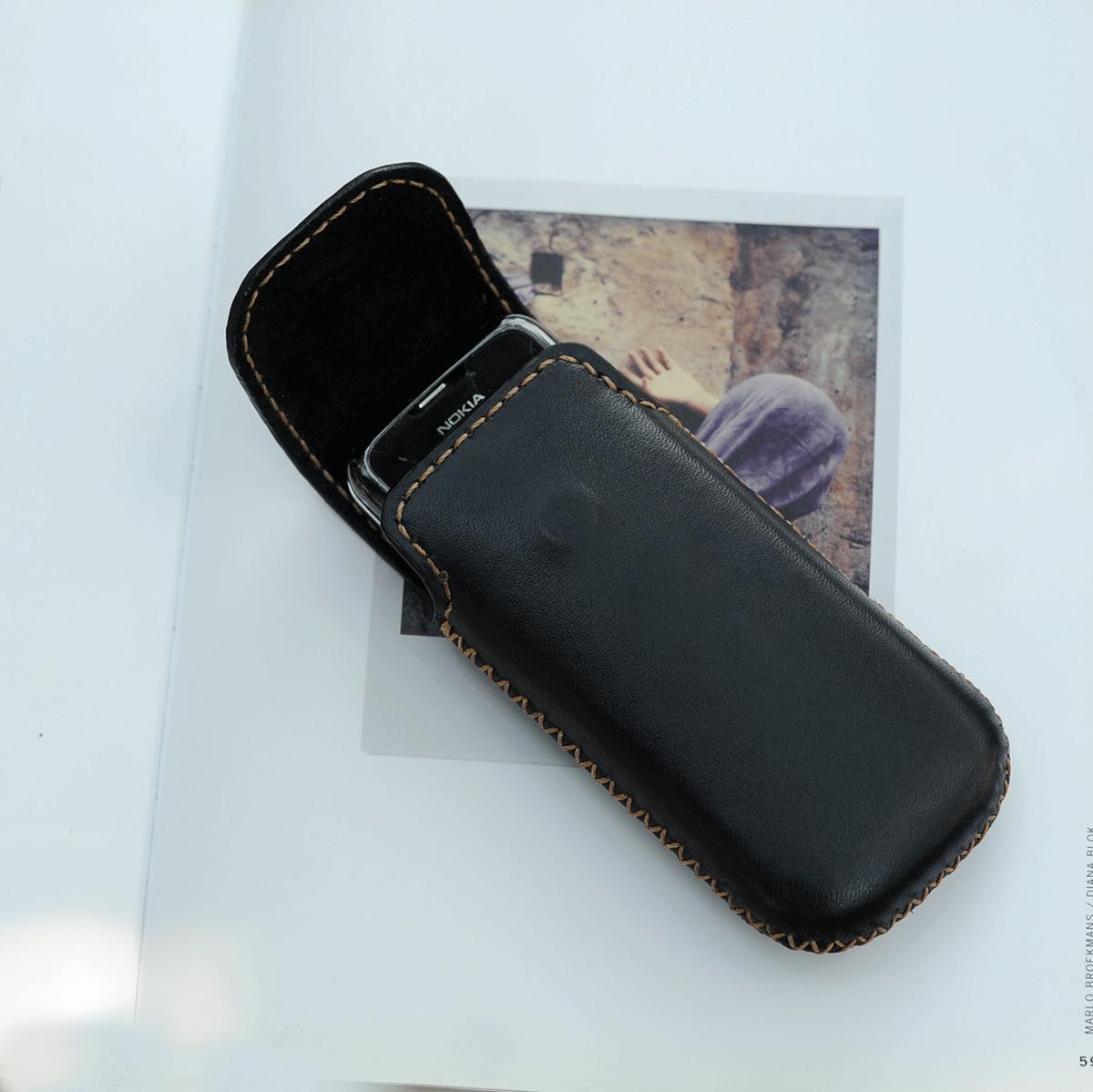 Bao da bò cho điện thoại Nokia 8800 màu đen  - Bao da handmade DT824