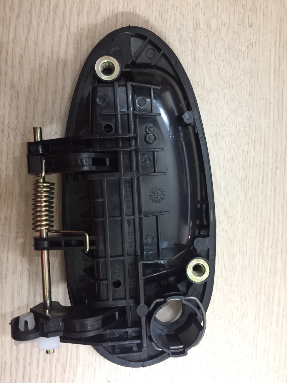 Tay mở cửa ngoài Daewoo Matiz 1,2
