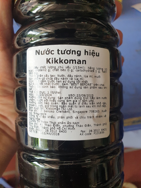 NƯỚC TƯƠNG SOY SAUCE HIỆU KIKKOMAN 1L